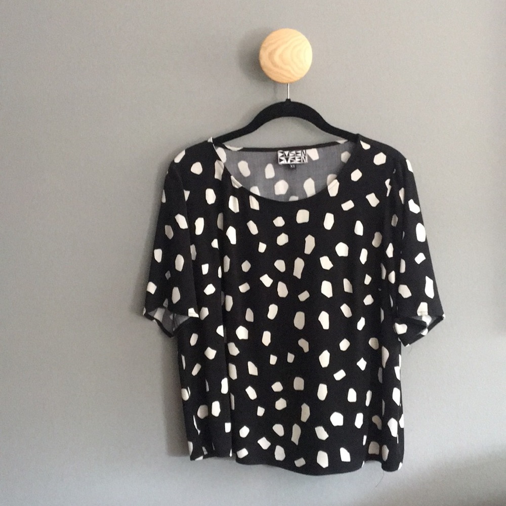 Dusen Dusen pebbles top